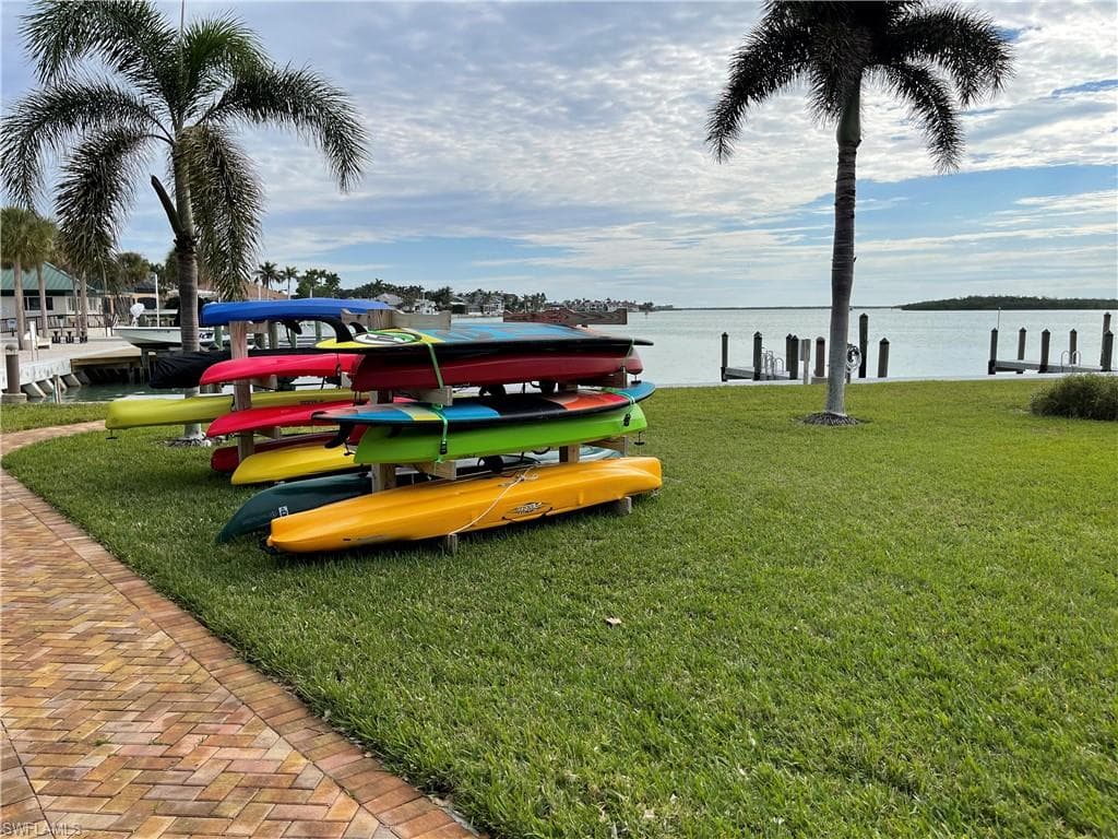 933 Collier Ct C304, Marco Island, FL 34145-37
