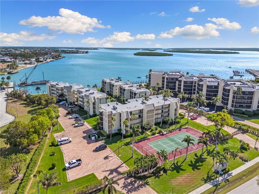 933 Collier Ct C304, Marco Island, FL 34145-43