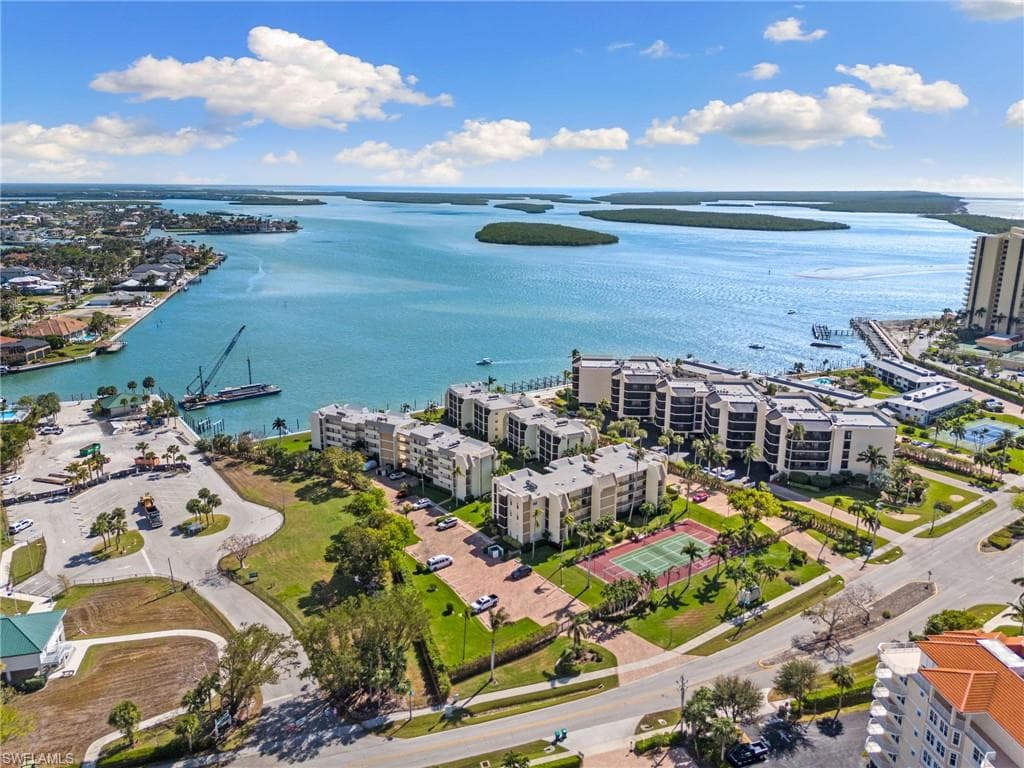 933 Collier Ct C304, Marco Island, FL 34145-44
