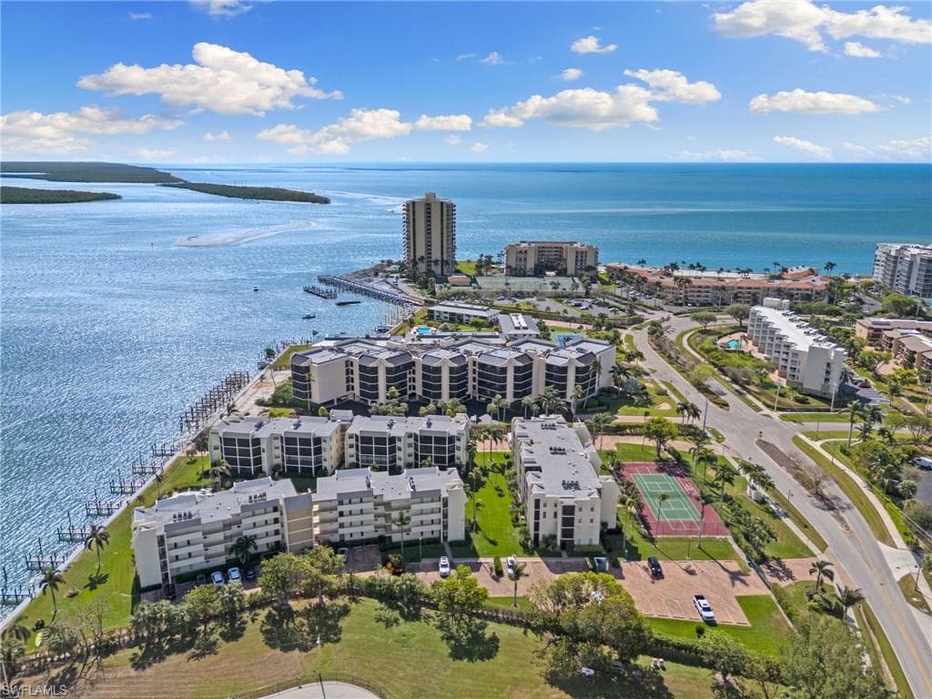 933 Collier Ct C304, Marco Island, FL 34145-45