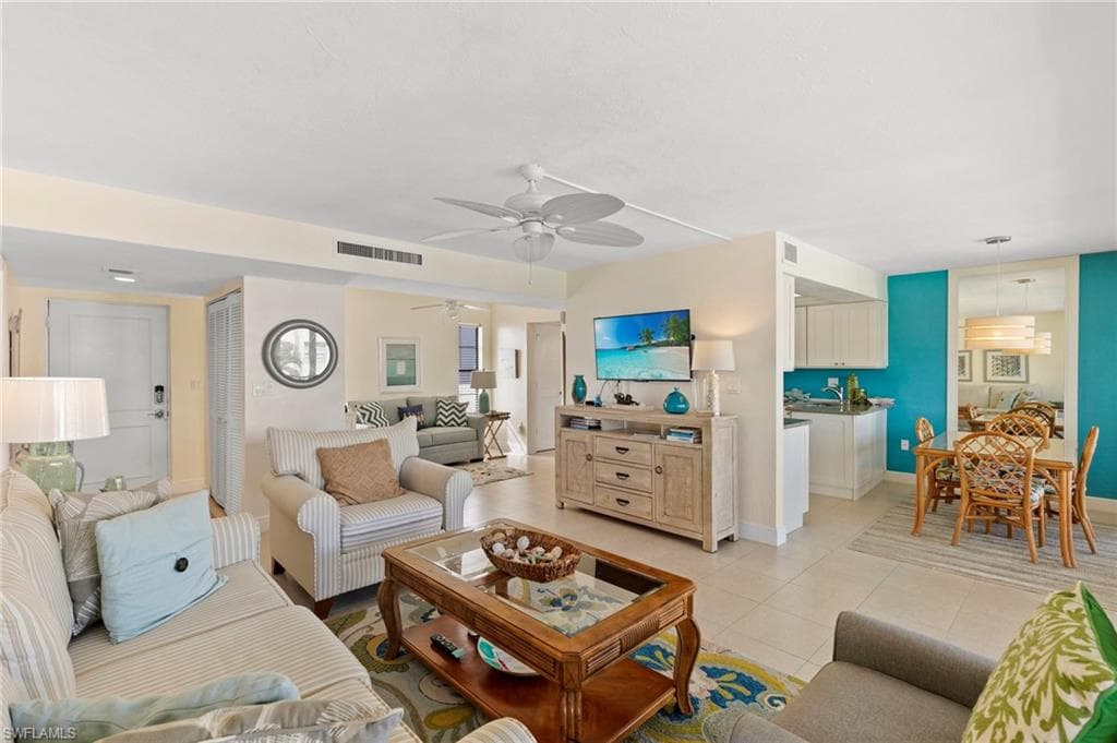933 Collier Ct C304, Marco Island, FL 34145-7