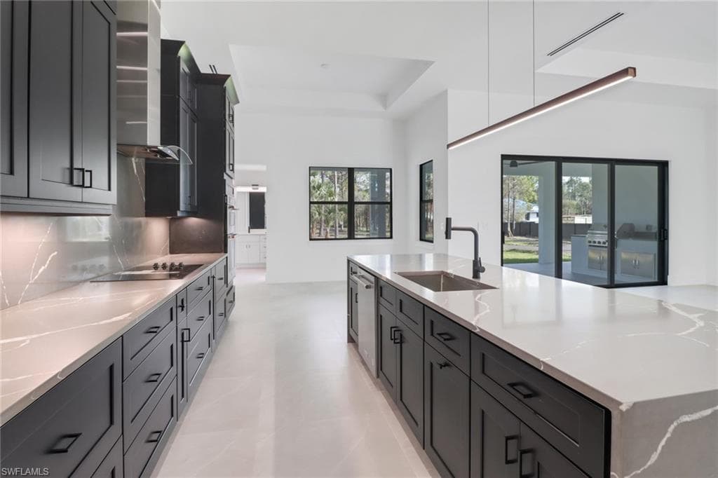 368 14th St SE, Naples, FL 34117-12