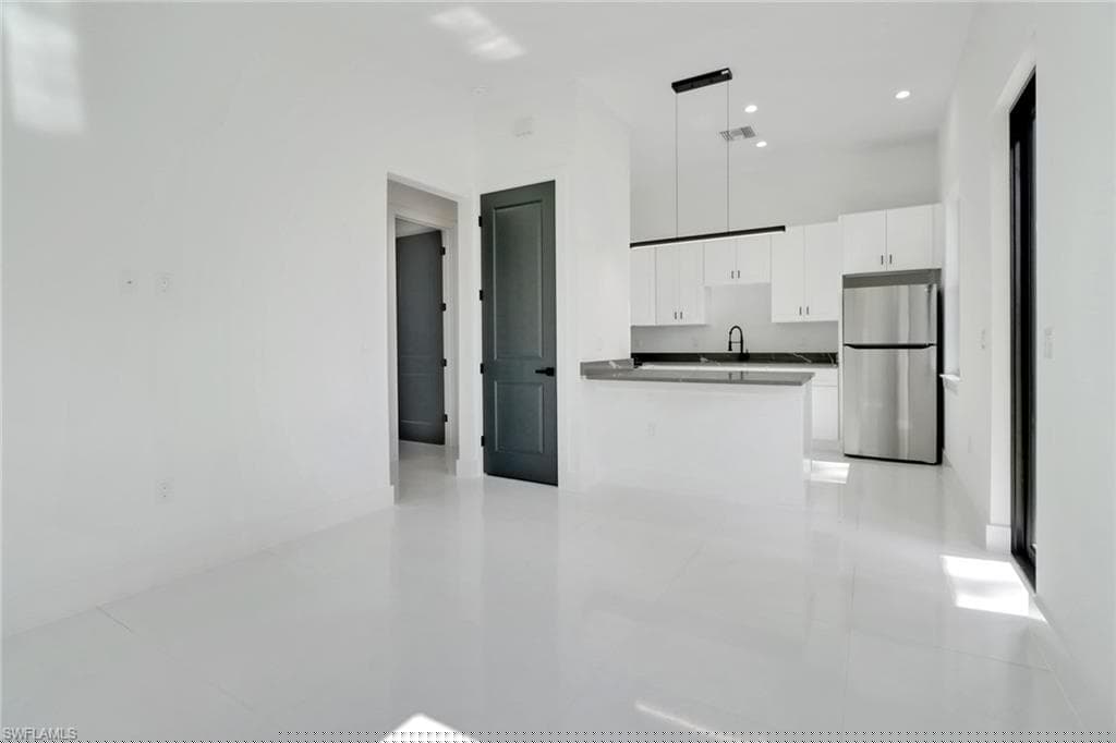368 14th St SE, Naples, FL 34117-41