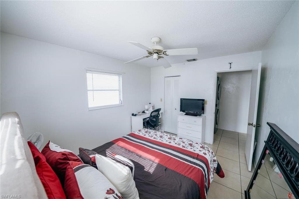 43 Tangerine Ct, Lehigh Acres, FL 33936-19