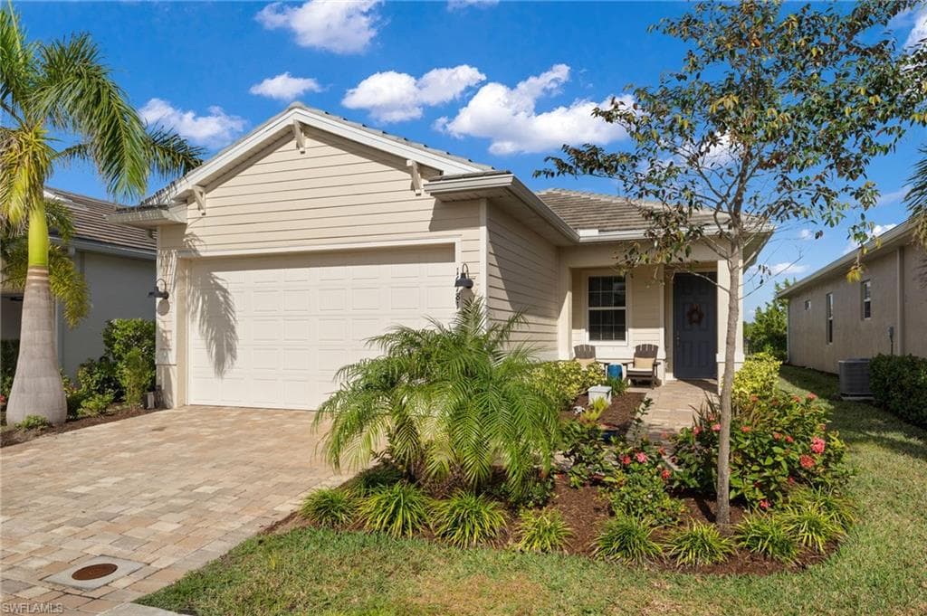 16781 Seasons Coast Dr, Bonita Springs, FL 34135-24
