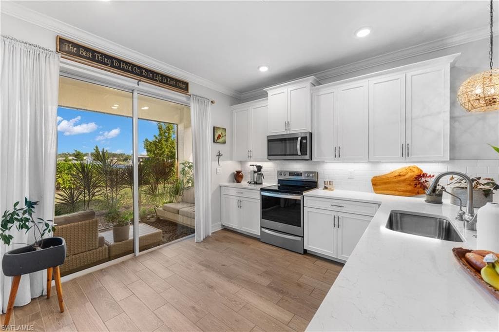 16781 Seasons Coast Dr, Bonita Springs, FL 34135-5