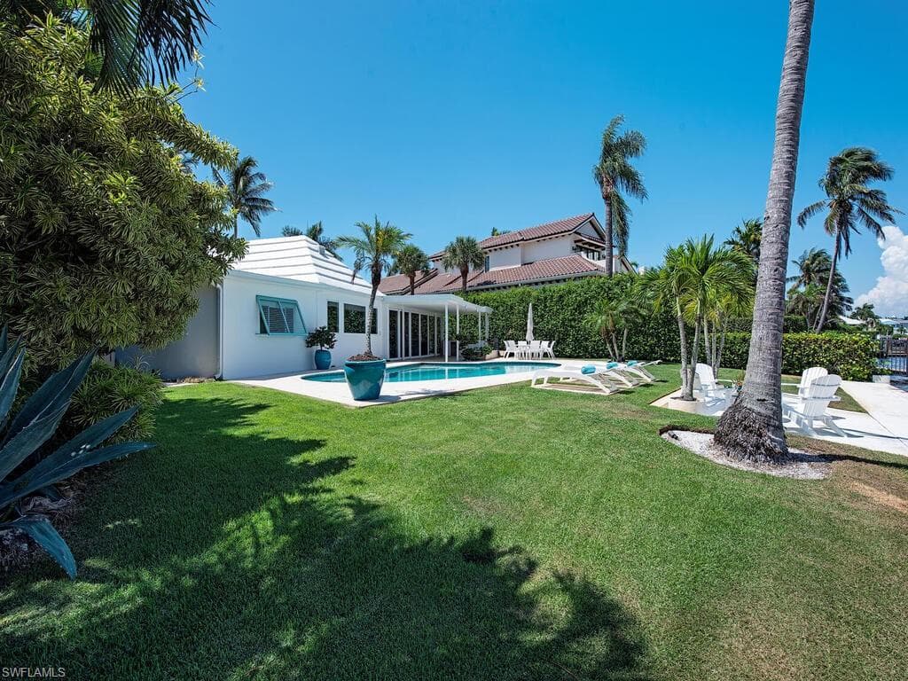 2143 Marina Dr, Naples, FL 34102-12