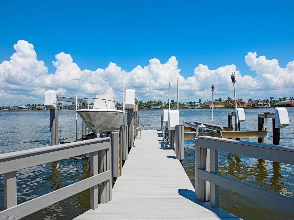 2143 Marina Dr, Naples, FL 34102-13
