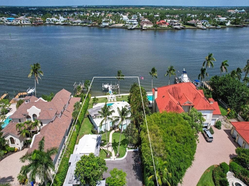 2143 Marina Dr, Naples, FL 34102-2