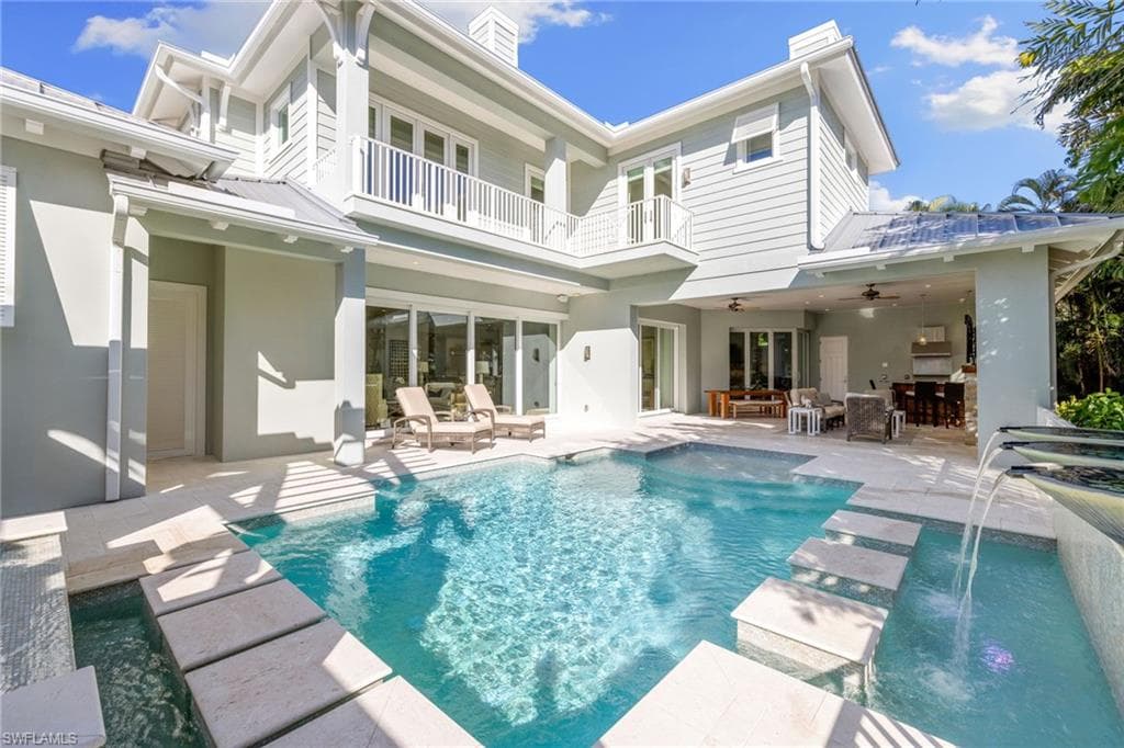 2550 Windward Way, Naples, FL 34103-17