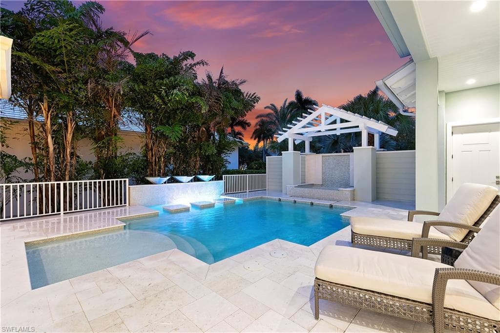 2550 Windward Way, Naples, FL 34103-19