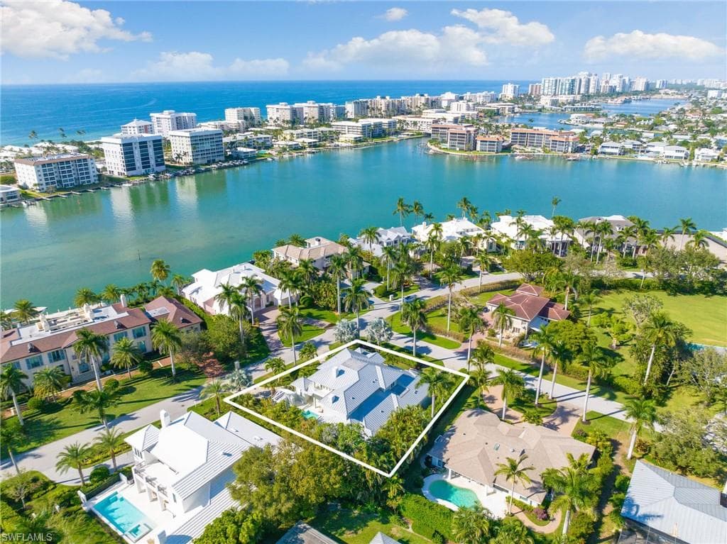 2550 Windward Way, Naples, FL 34103-49