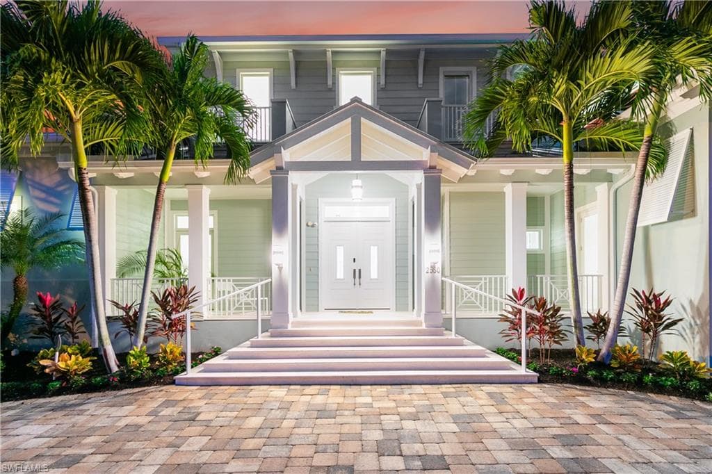 2550 Windward Way, Naples, FL 34103-51