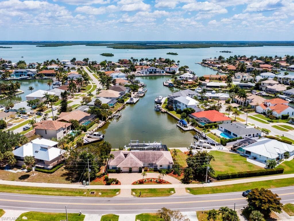 593 Barfield Dr, Marco Island, FL 34145-34