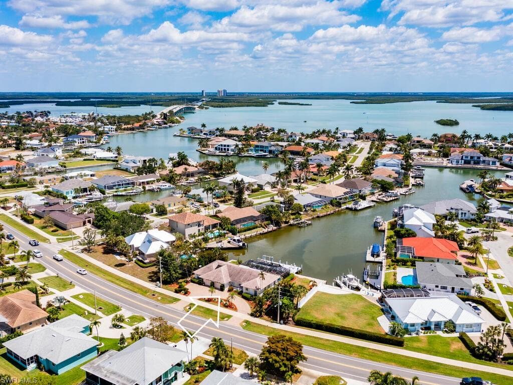 593 Barfield Dr, Marco Island, FL 34145-36