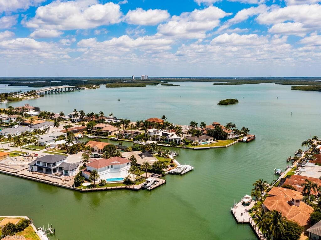 593 Barfield Dr, Marco Island, FL 34145-39