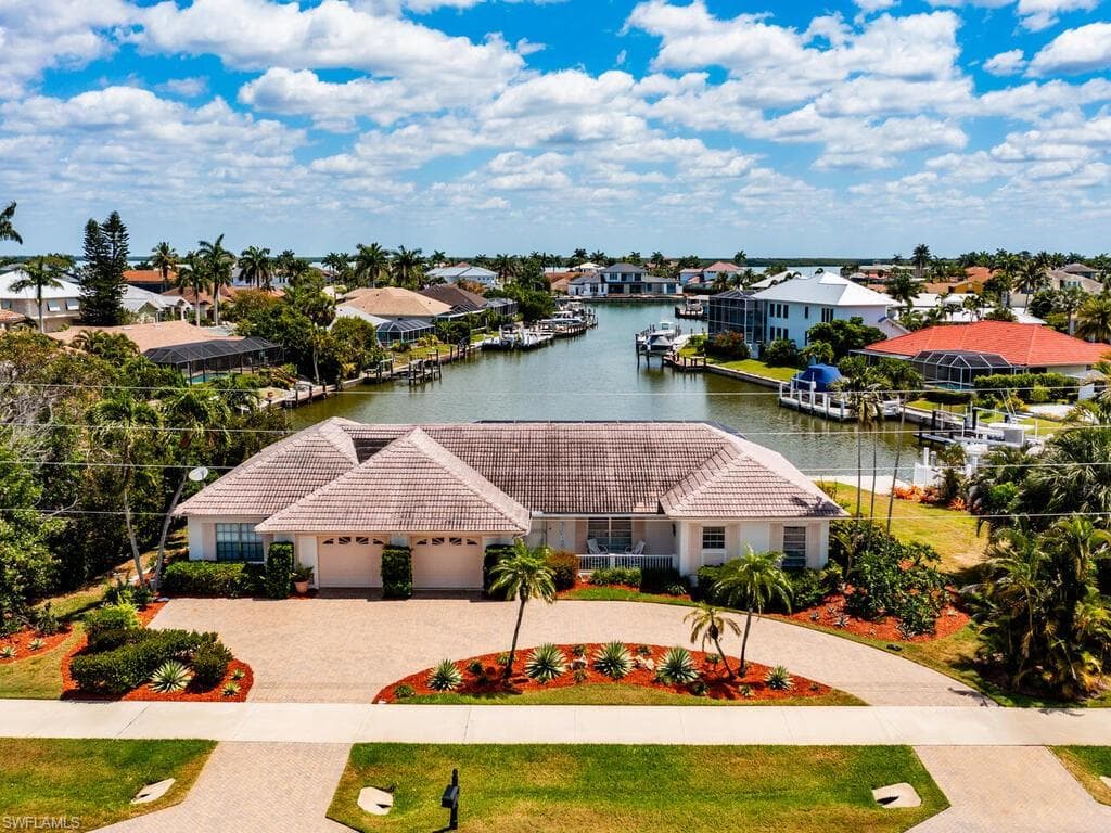 593 Barfield Dr, Marco Island, FL 34145-44