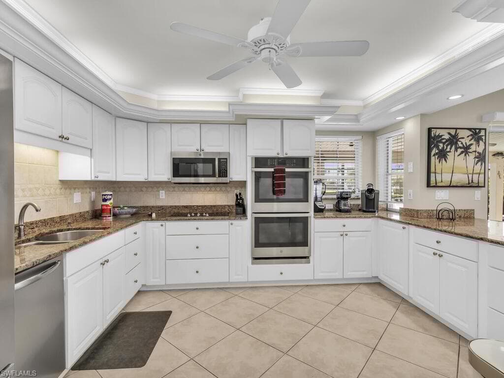 593 Barfield Dr, Marco Island, FL 34145-7