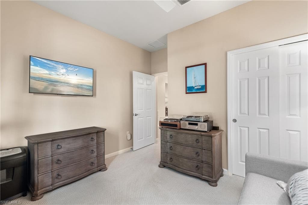 7370 Mockingbird Ct, Naples, FL 34114-21