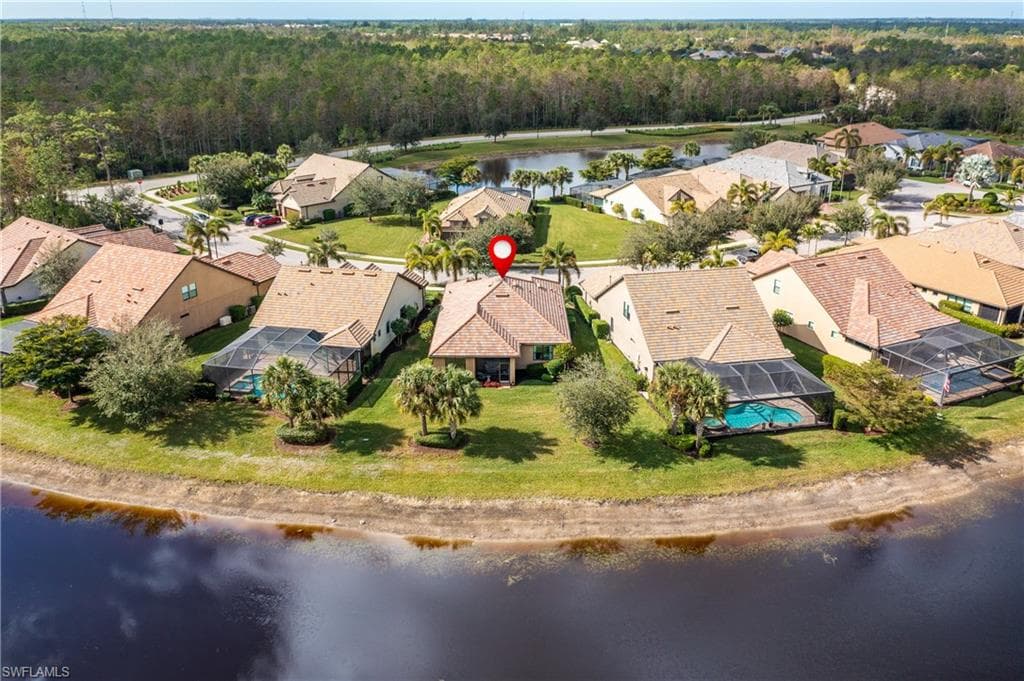 7370 Mockingbird Ct, Naples, FL 34114-27