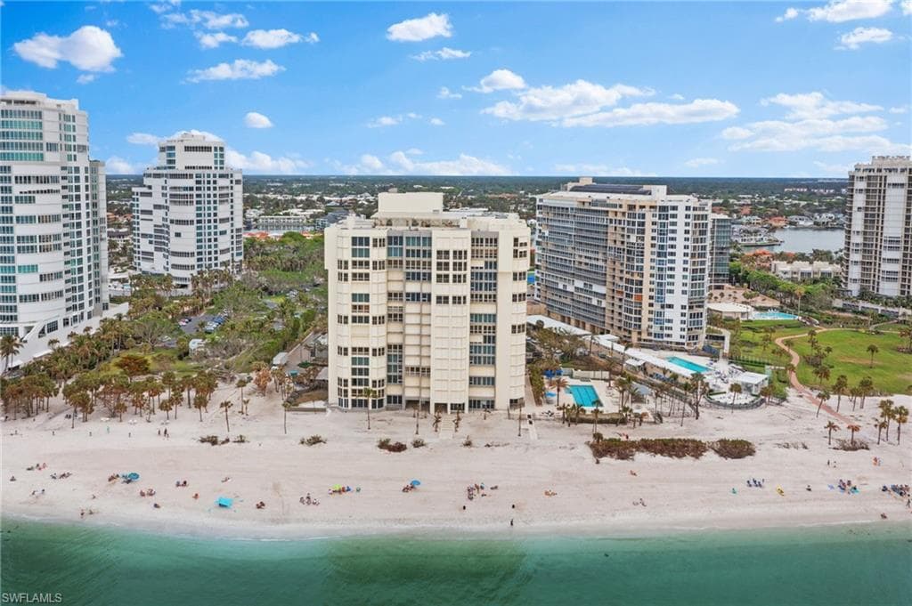 4051 Gulf Shore Blvd N 1006, Naples, FL 34103-6
