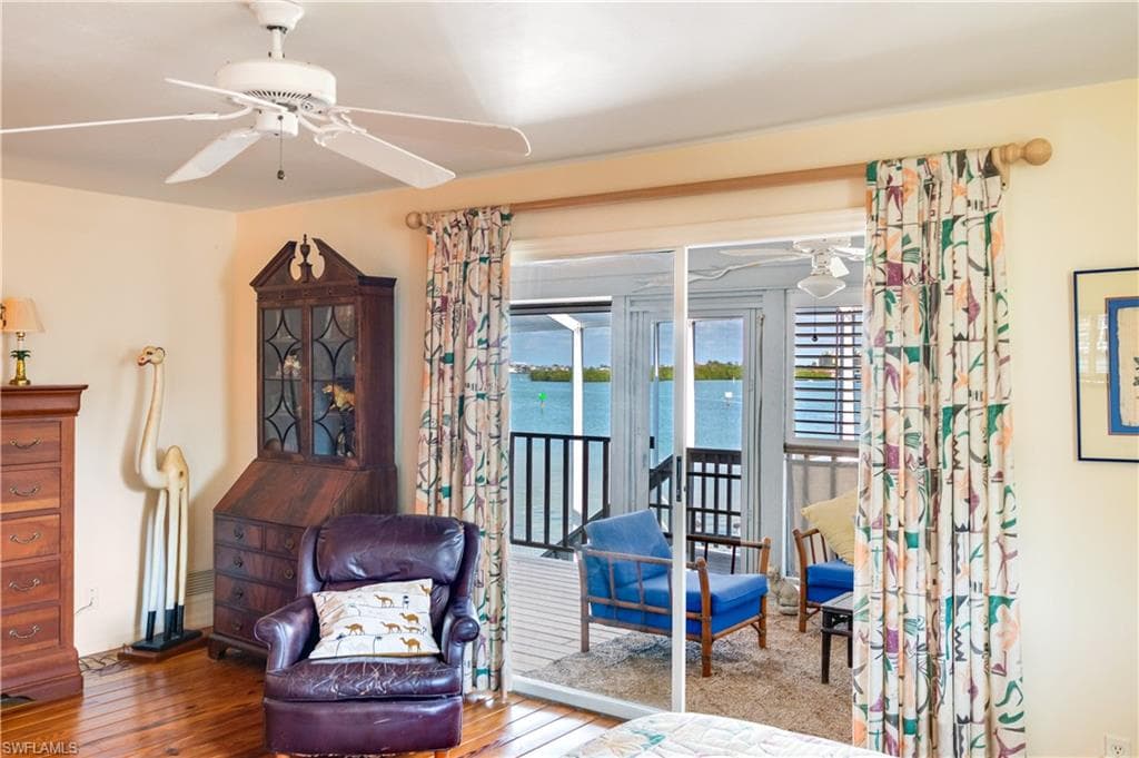 719 Austin Ct, Marco Island, FL 34145-10