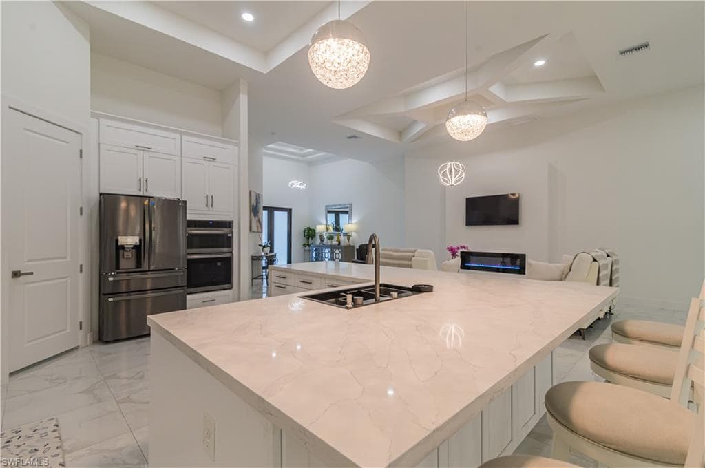 3524 29th Ave SW, Naples, FL 34117-19