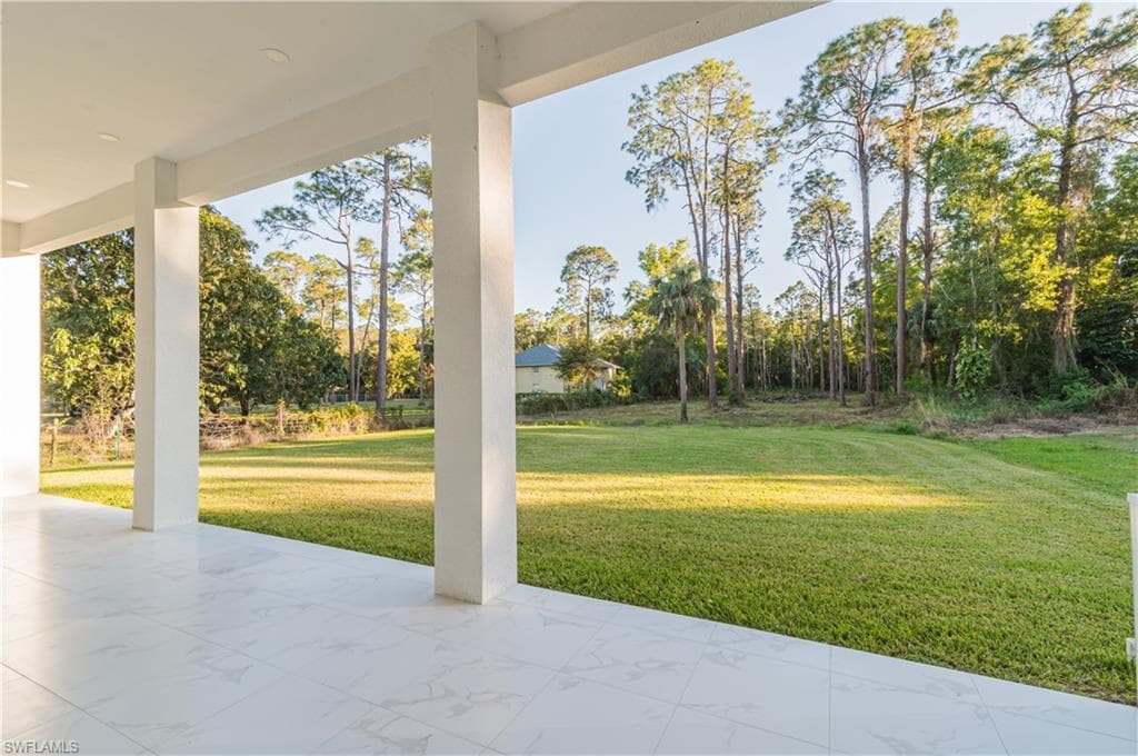 3524 29th Ave SW, Naples, FL 34117-34