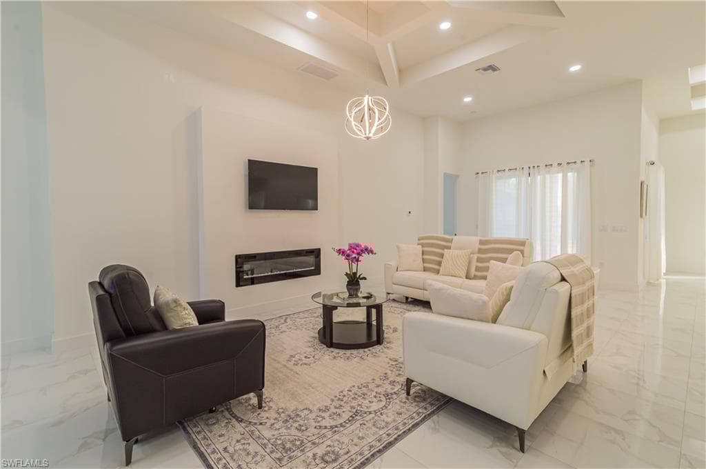 3524 29th Ave SW, Naples, FL 34117-7