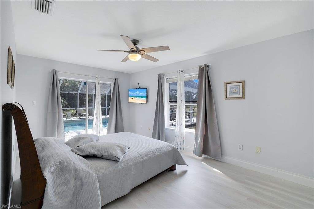 1191 13th St SW, Naples, FL 34117-22