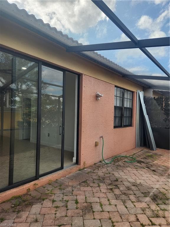7542 Bristol Cir, Naples, FL 34120-12