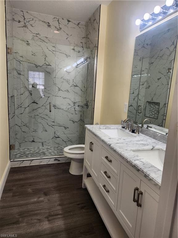 7542 Bristol Cir, Naples, FL 34120-27