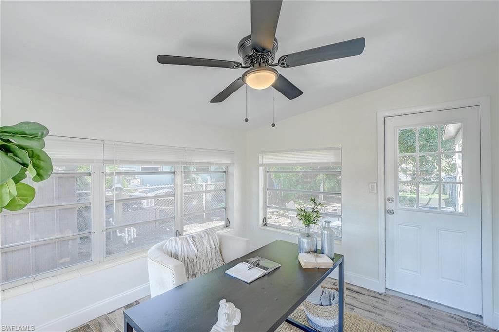 4250 Lagg Ave, Fort Myers, FL 33901-11
