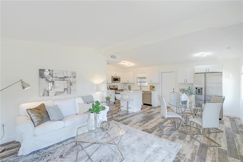 4250 Lagg Ave, Fort Myers, FL 33901-14