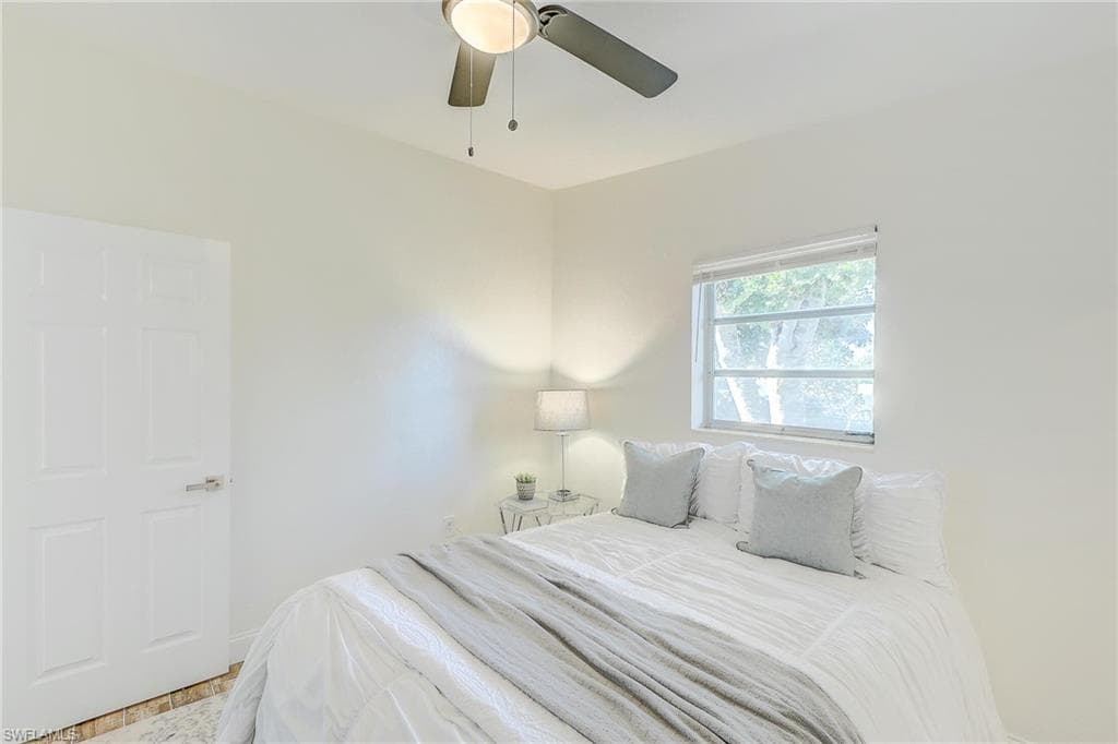 4250 Lagg Ave, Fort Myers, FL 33901-17