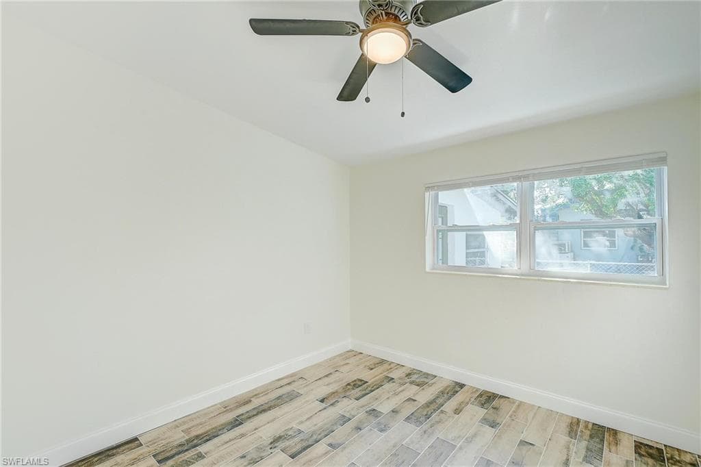 4250 Lagg Ave, Fort Myers, FL 33901-24