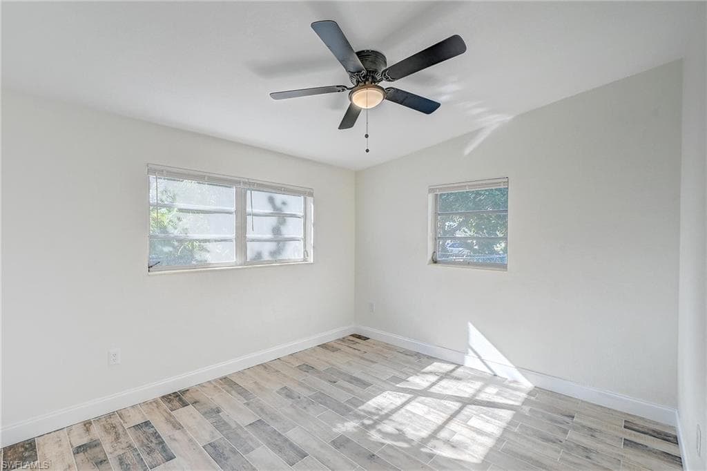 4250 Lagg Ave, Fort Myers, FL 33901-29