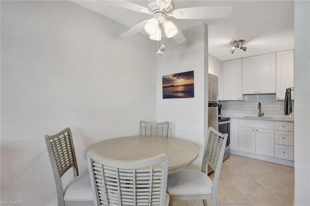 1295 Gulf Shore Blvd S 134, Naples, FL 34102-9