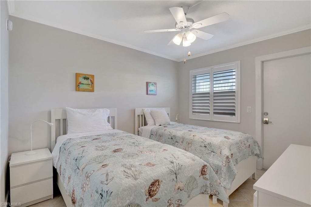 1295 Gulf Shore Blvd S 134, Naples, FL 34102-19