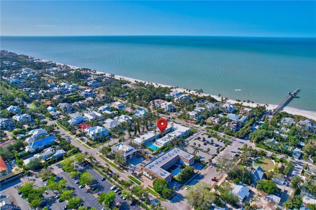 1295 Gulf Shore Blvd S 134, Naples, FL 34102-38