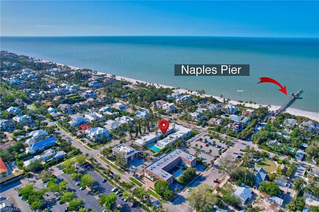 1295 Gulf Shore Blvd S 134, Naples, FL 34102-39