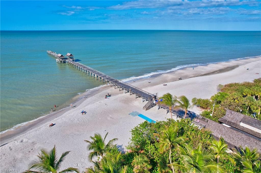 1295 Gulf Shore Blvd S 134, Naples, FL 34102-46