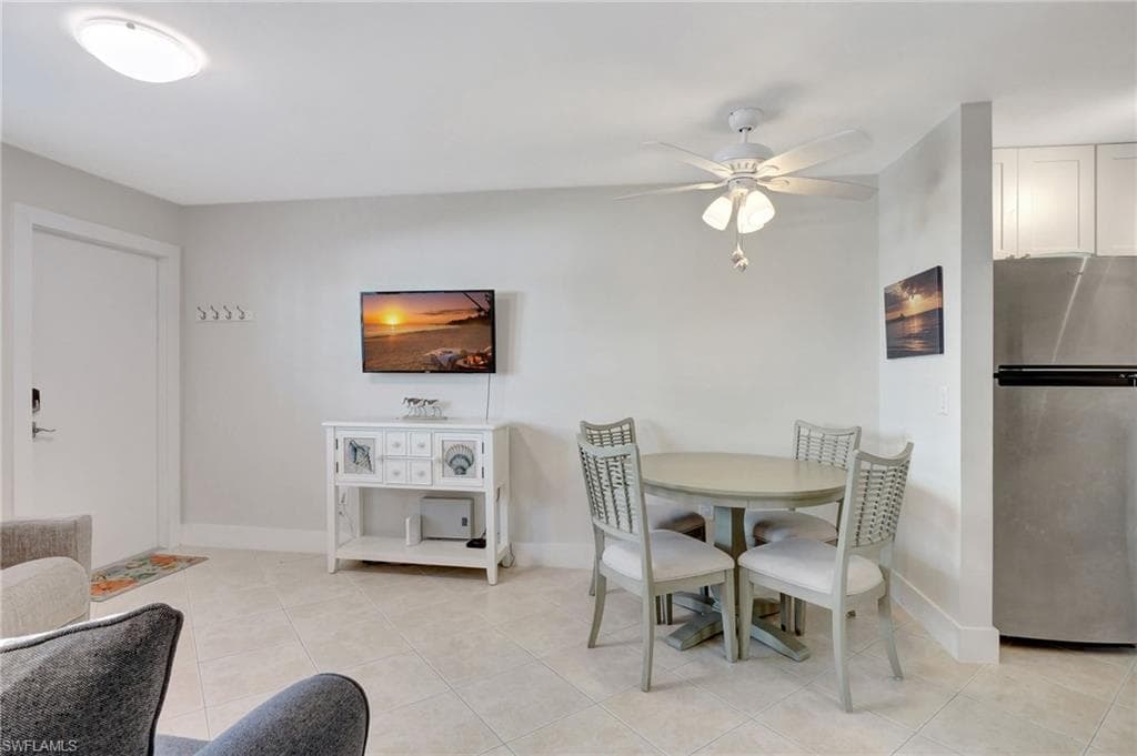 1295 Gulf Shore Blvd S 134, Naples, FL 34102-4