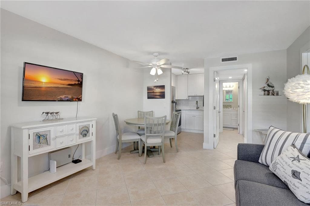 1295 Gulf Shore Blvd S 134, Naples, FL 34102-8