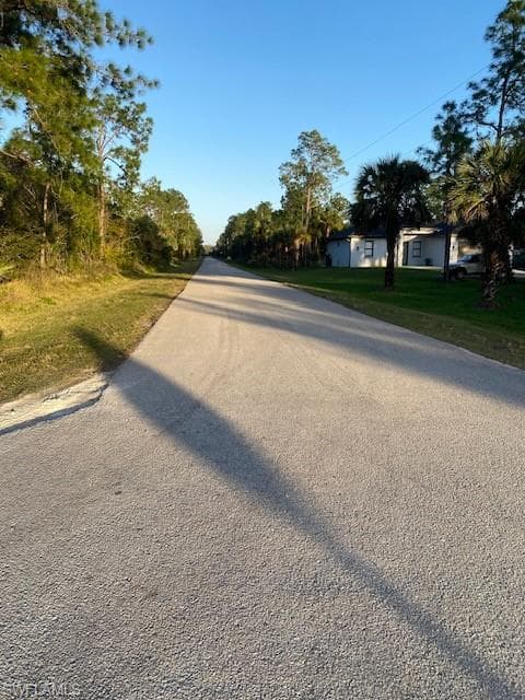 14th, Naples, FL 34117-4
