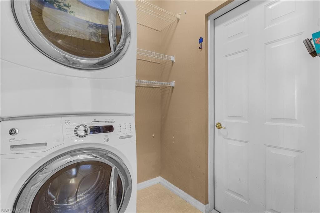 8318 Laurel Lakes Way, Naples, FL 34119-15