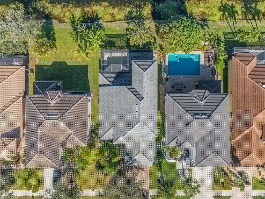 8318 Laurel Lakes Way, Naples, FL 34119-33