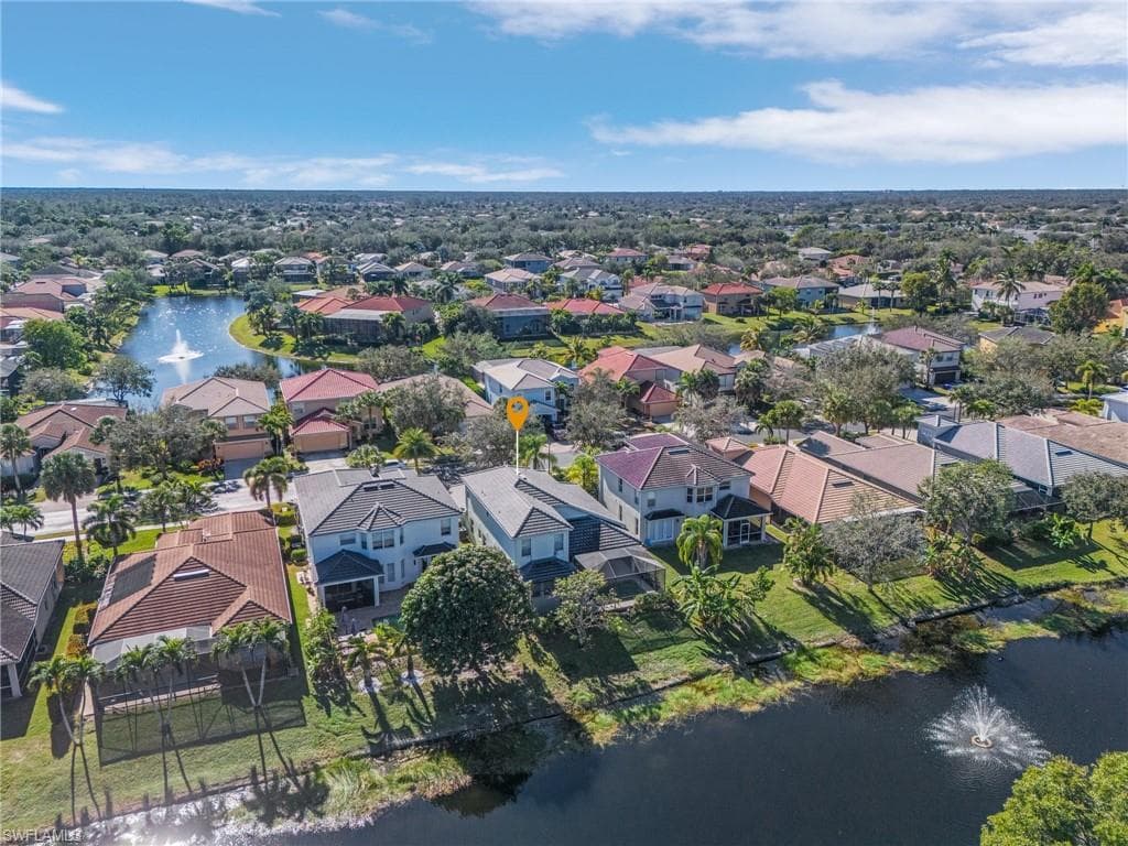 8318 Laurel Lakes Way, Naples, FL 34119-35