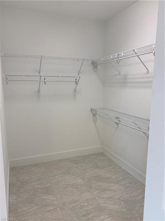2300 Jackson Ave, Naples, FL 34112-10