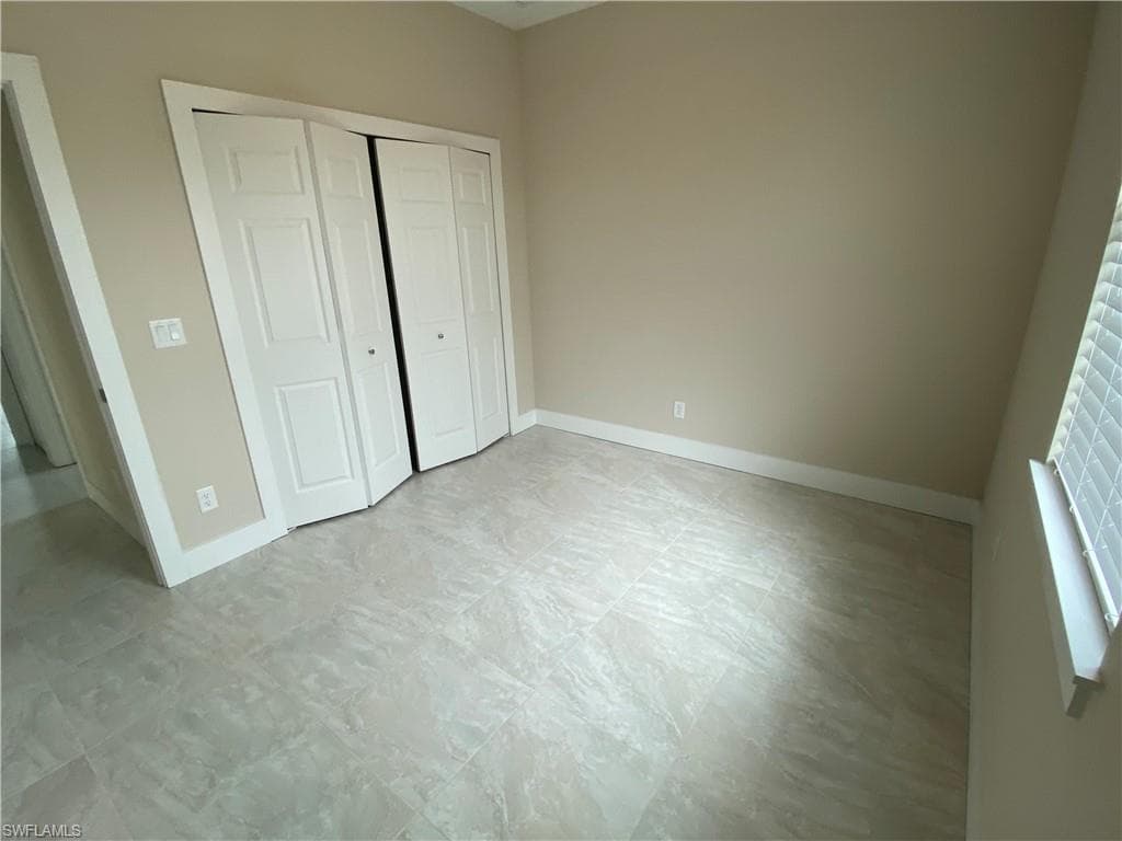 2300 Jackson Ave, Naples, FL 34112-16
